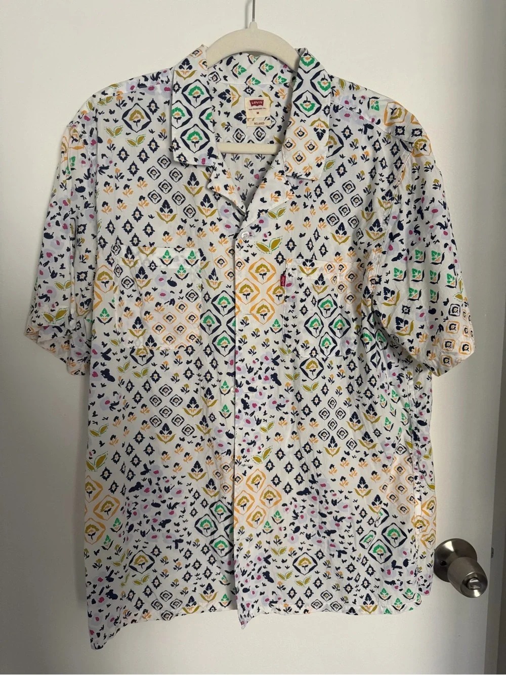 Levi's White Short-Sleeve Button-Down Shirt with Yellow, Green & Navy Print